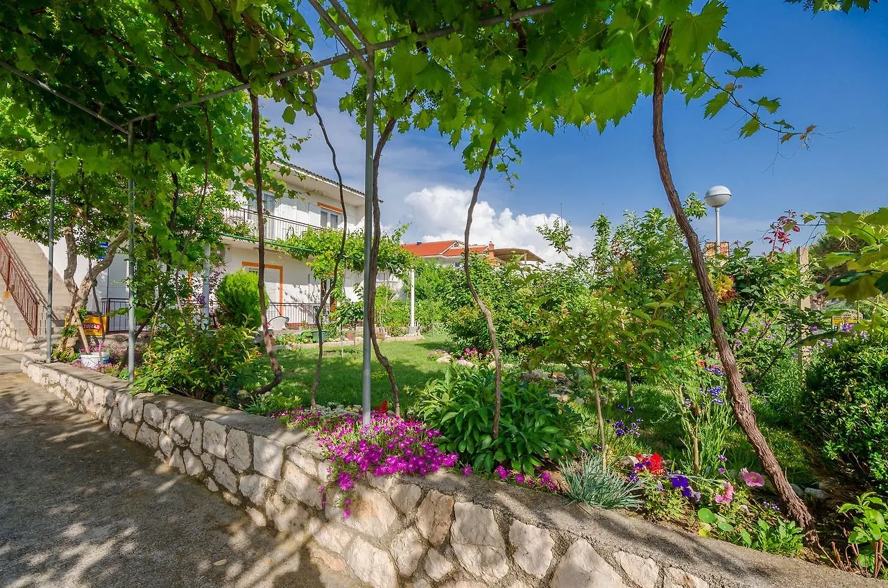 Apartments Joka Lopar Croatia