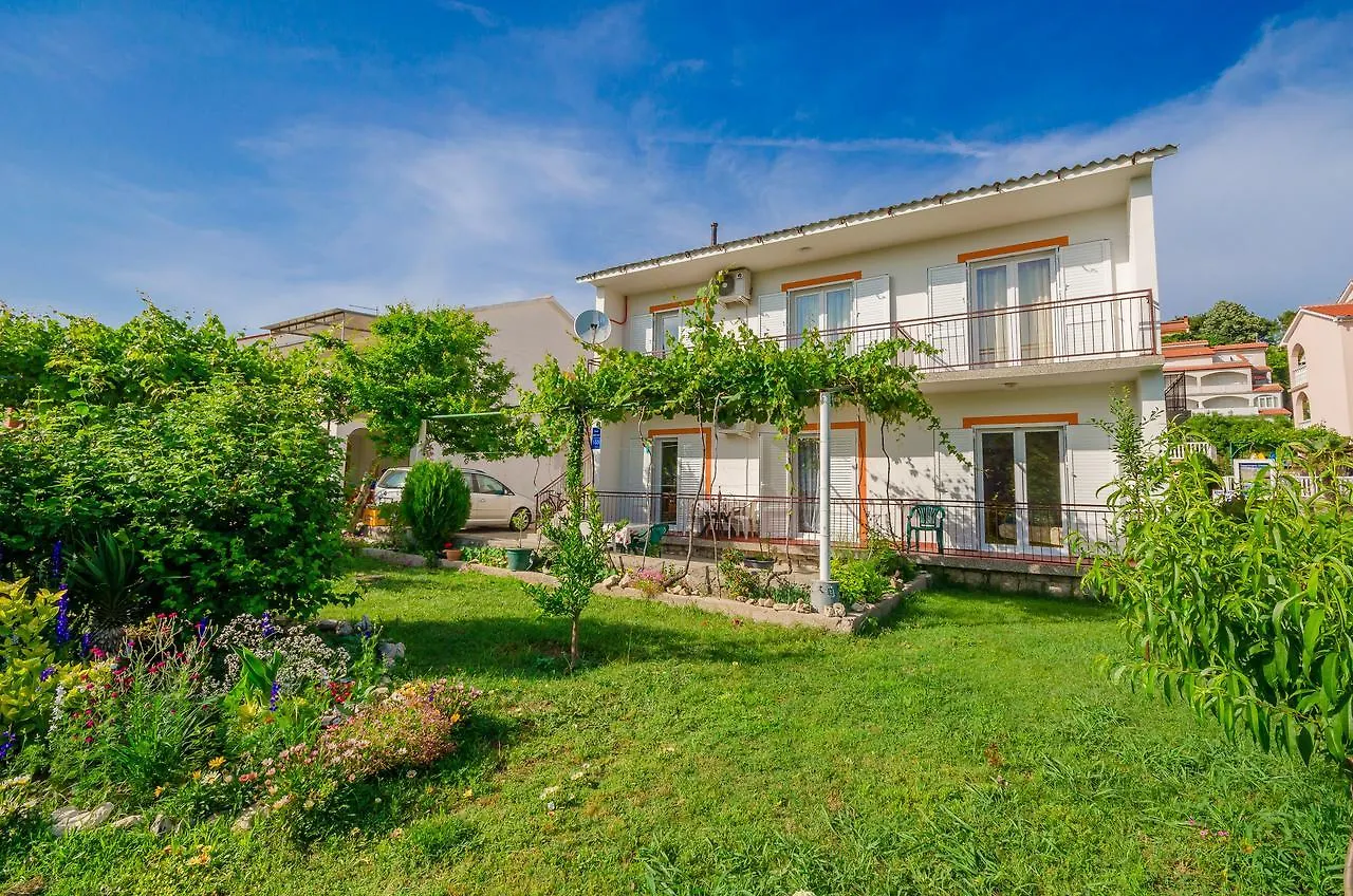 Apartments Joka Lopar