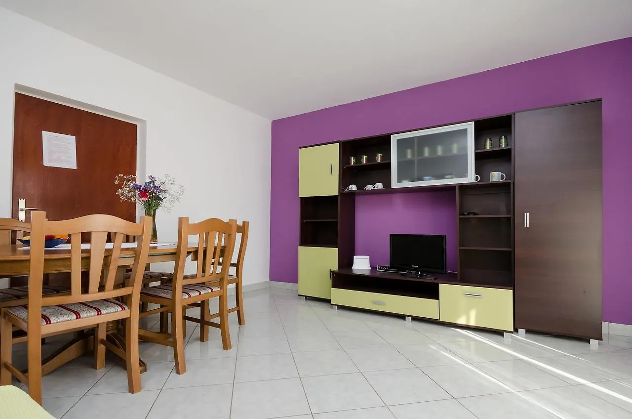 Apartments Joka Lopar 0*,