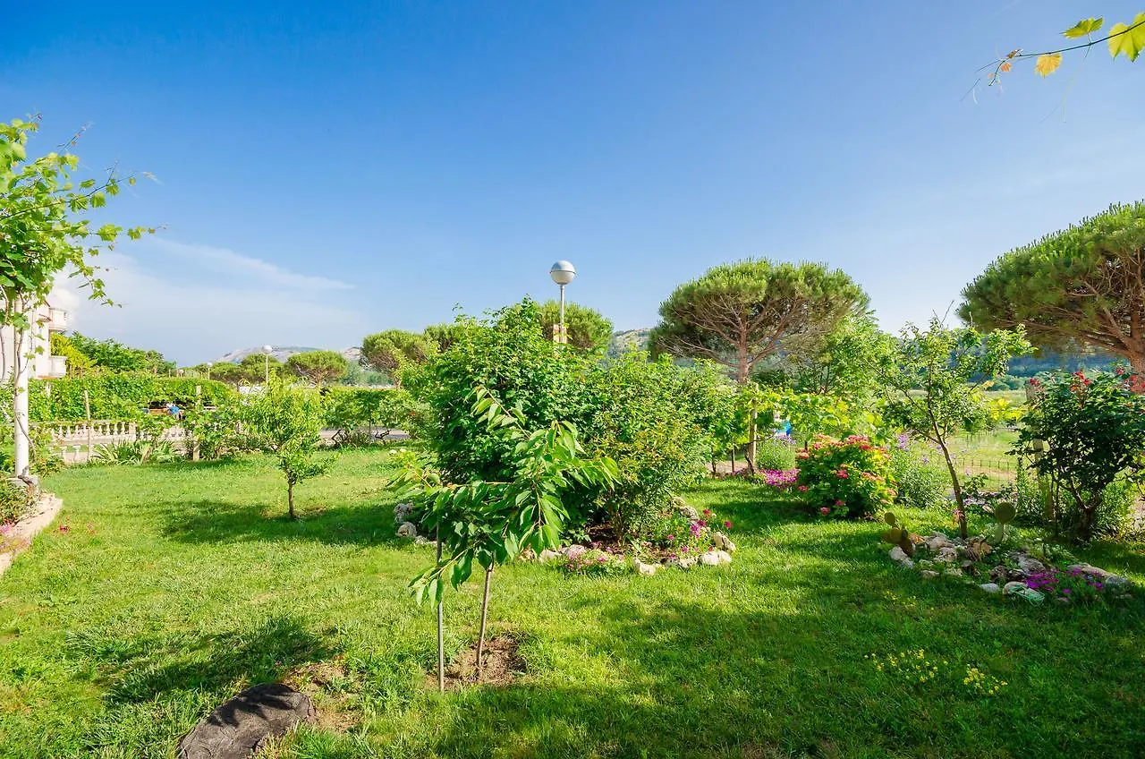 Apartments Joka Lopar