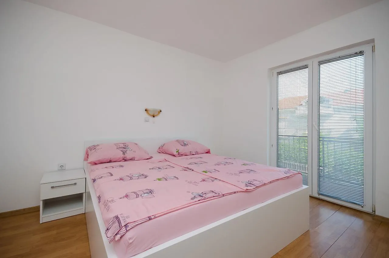 Apartments Joka Lopar Croatia