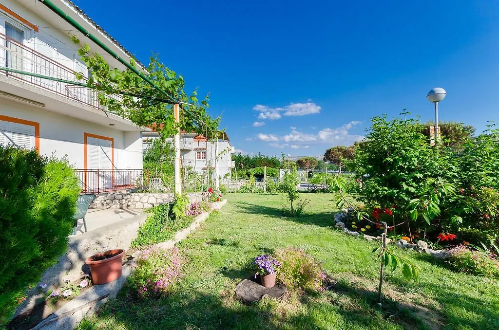 Apartments Joka Lopar