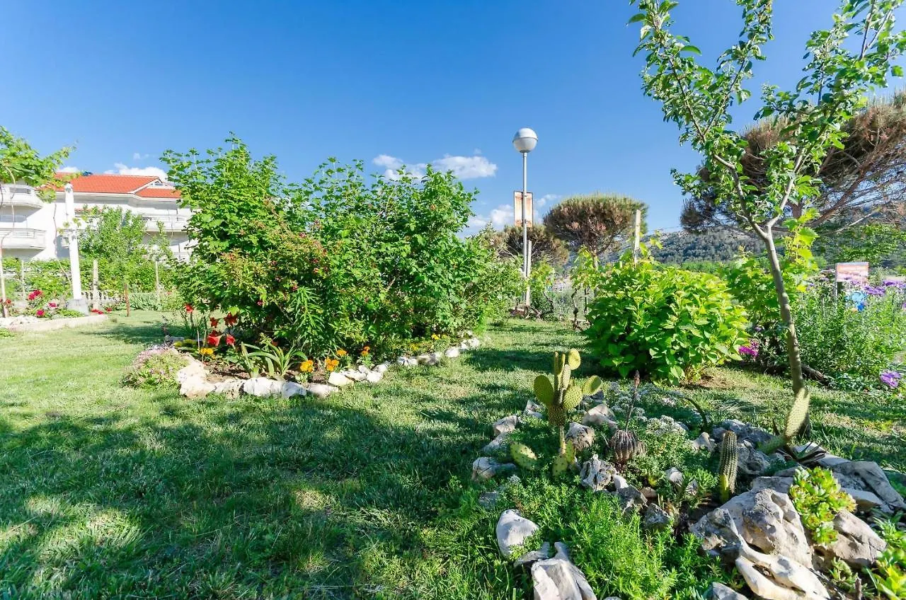 Apartments Joka Lopar 0*,